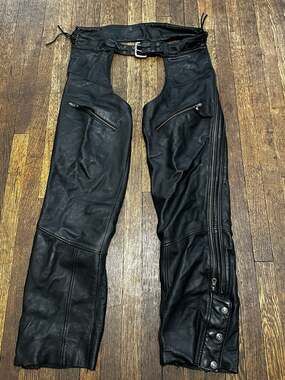 Harley-Davidson Men's Black Leather Motorcycle Chaps Size L